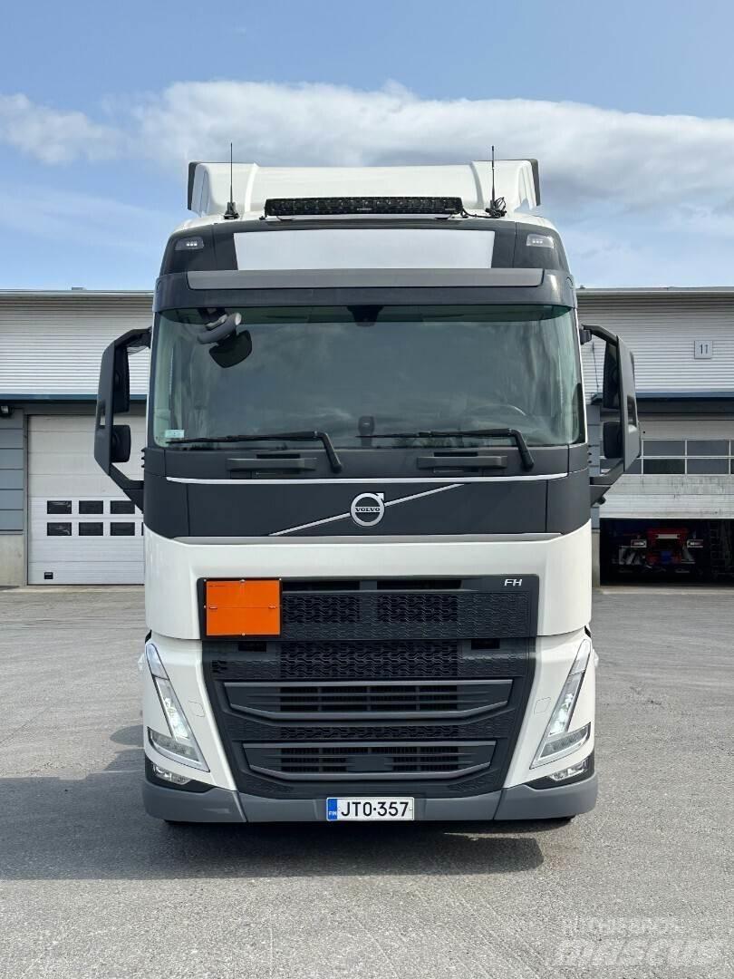 Volvo FH500TC 6x4 中古トラクターヘッド | トレーラーヘッド