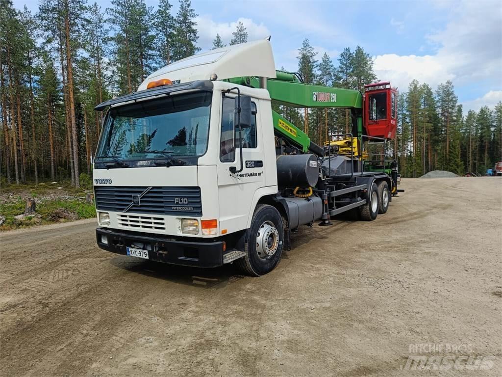 Volvo FL10 クレーントラック、ユニック車