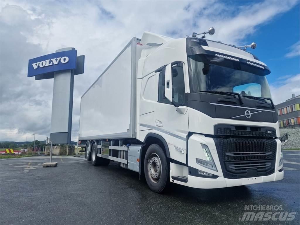 Volvo FM 500 6x2 ボックスボディー、ウイング、箱車