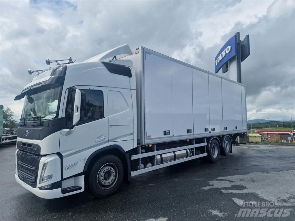 Volvo FM 500 6x2 ボックスボディー、ウイング、箱車