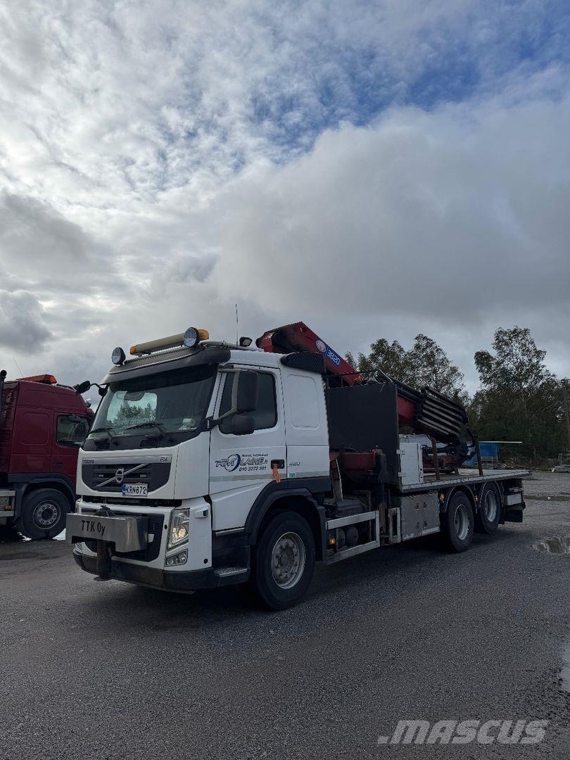 Volvo FM13 クレーントラック、ユニック車