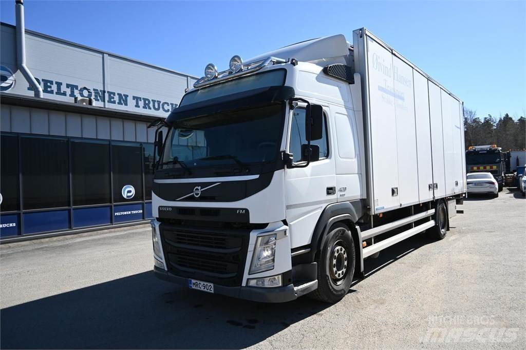 Volvo FM420 4x2 ボックスボディー、ウイング、箱車
