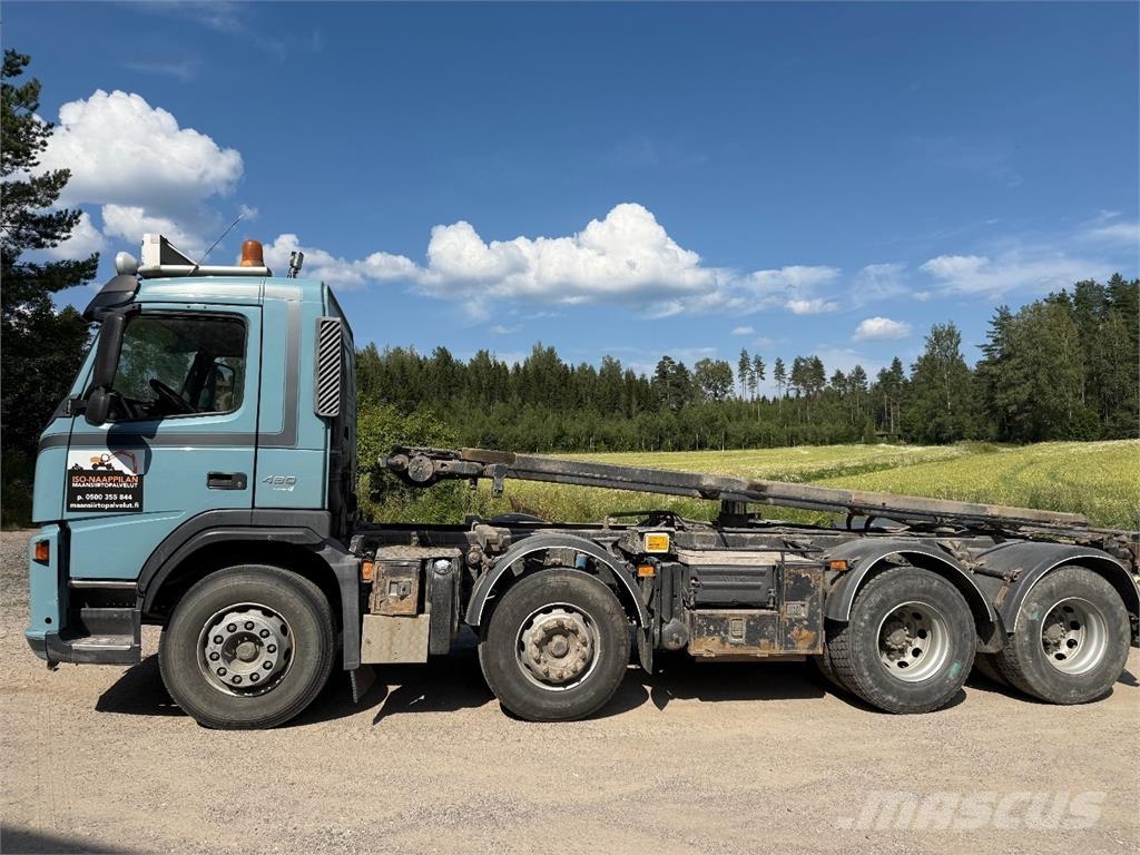 Volvo FM480 8x4 アームロール