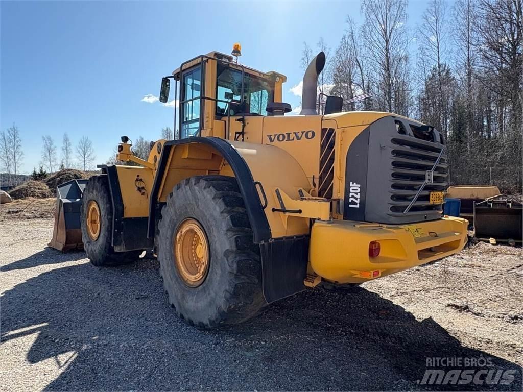 Volvo L 220 F ホイールローダー・タイヤショベル