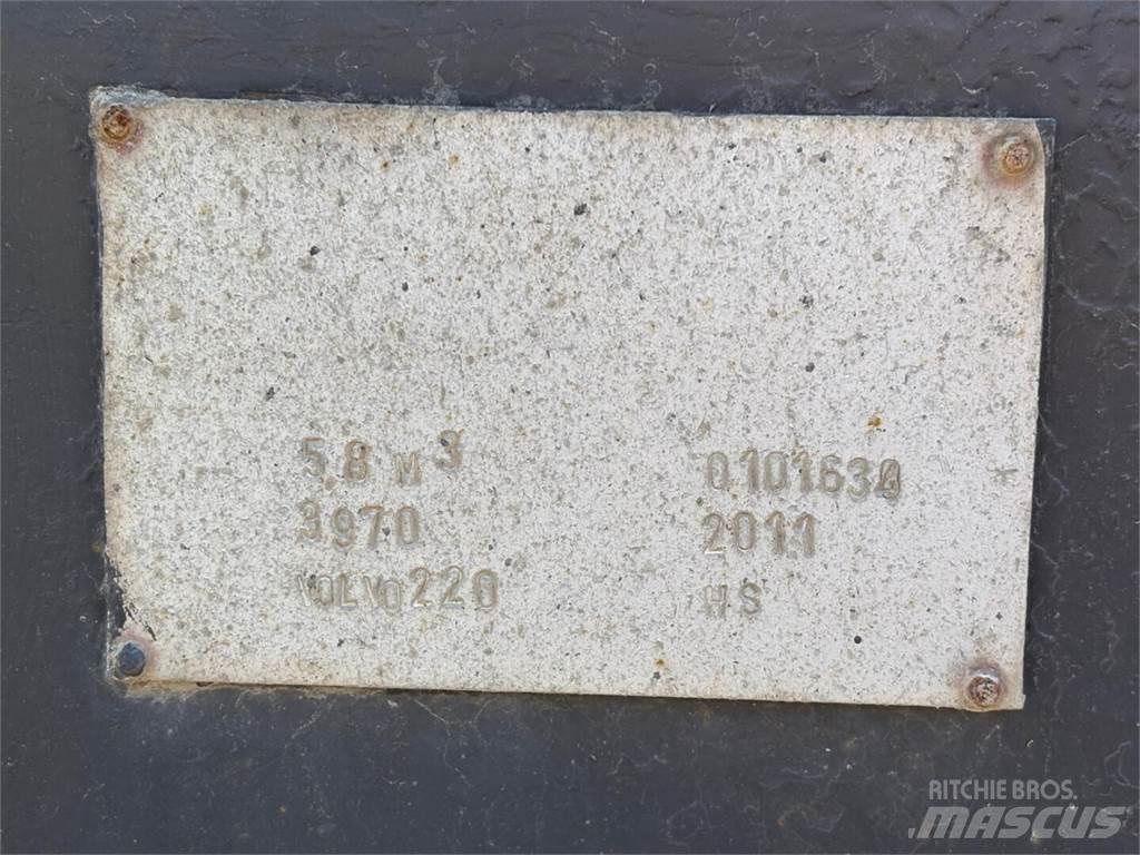 Volvo L 220 F ホイールローダー・タイヤショベル