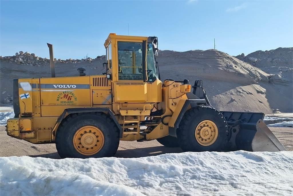 Volvo L 90 C ホイールローダー・タイヤショベル