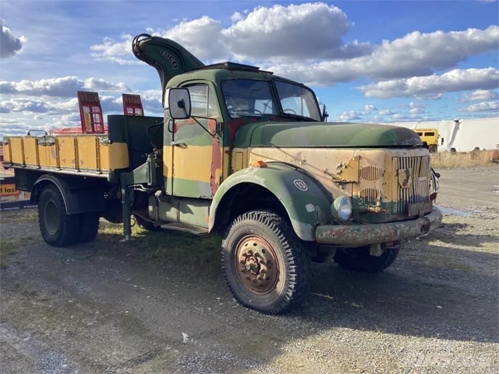 Volvo N 86 平ボディー