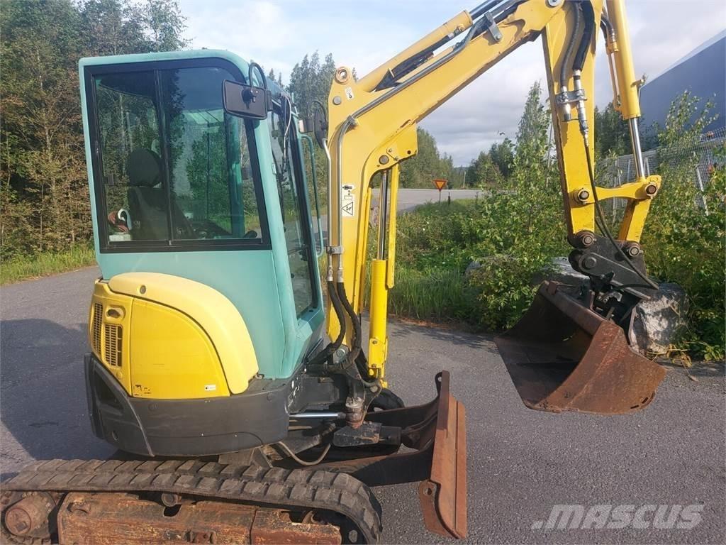 Yanmar Vio25 ミニ油圧ショベル 7t以下（ミニユンボ・ミニディガー）