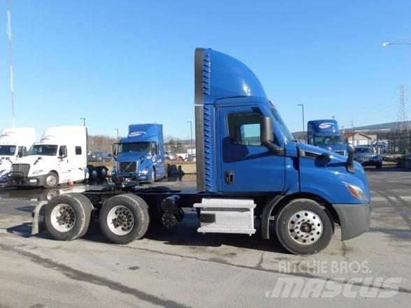 Freightliner CASCADIA 116 中古トラクターヘッド | トレーラーヘッド