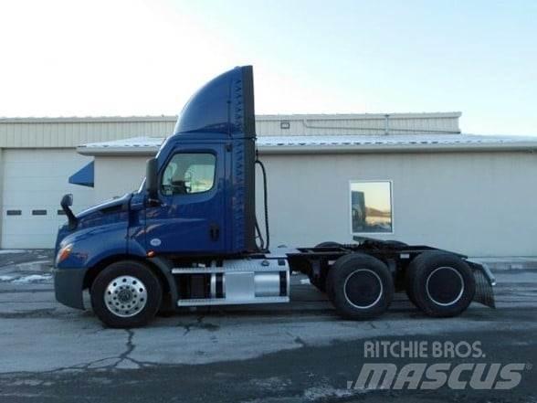 Freightliner CASCADIA 116 中古トラクターヘッド | トレーラーヘッド