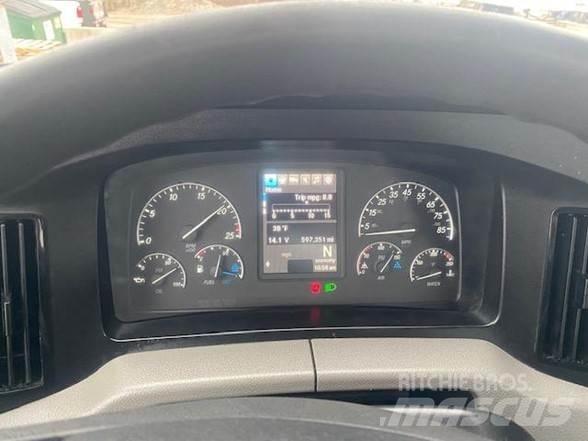 Freightliner CASCADIA 116 中古トラクターヘッド | トレーラーヘッド