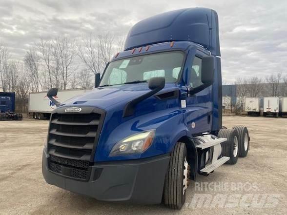 Freightliner CASCADIA 116 中古トラクターヘッド | トレーラーヘッド