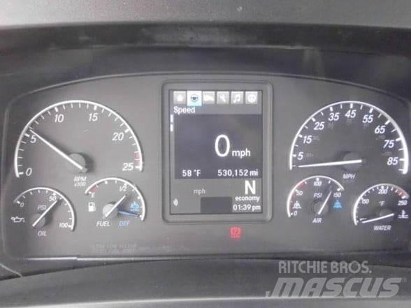 Freightliner CASCADIA 116 中古トラクターヘッド | トレーラーヘッド