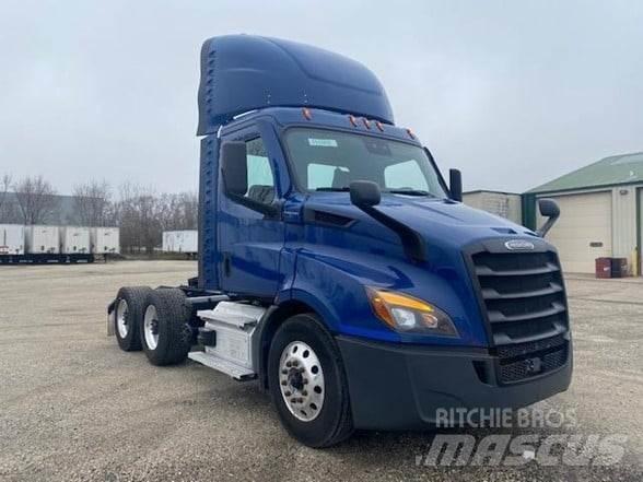 Freightliner CASCADIA 116 中古トラクターヘッド | トレーラーヘッド