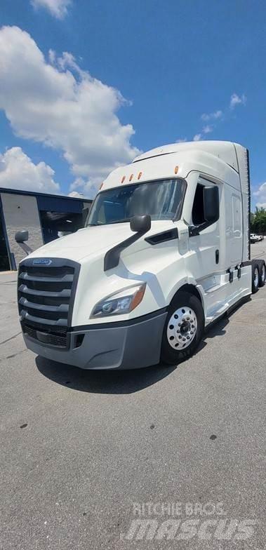 Freightliner CASCADIA 116 中古トラクターヘッド | トレーラーヘッド
