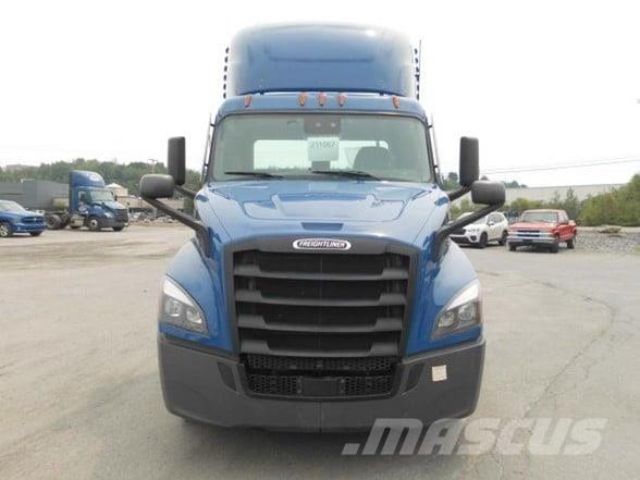 Freightliner CASCADIA 116 中古トラクターヘッド | トレーラーヘッド