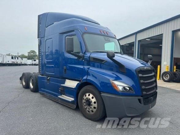 Freightliner CASCADIA 116 中古トラクターヘッド | トレーラーヘッド