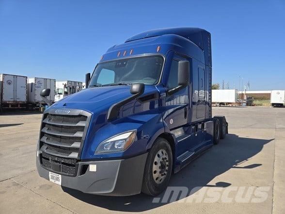 Freightliner CASCADIA 116 中古トラクターヘッド | トレーラーヘッド