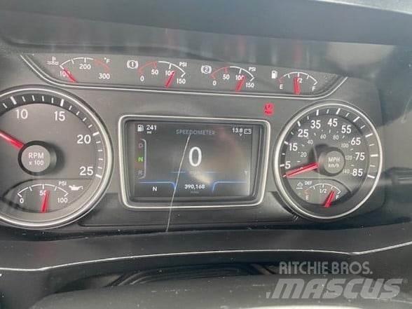 International LT 中古トラクターヘッド | トレーラーヘッド