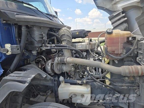 International LT 中古トラクターヘッド | トレーラーヘッド