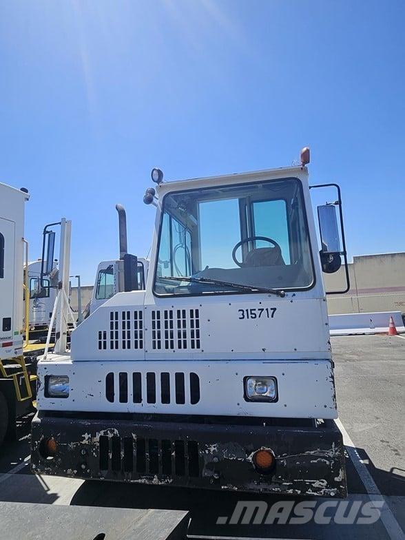 Kalmar OTTAWA 4X2 OFF-ROAD ターミナルトラクター