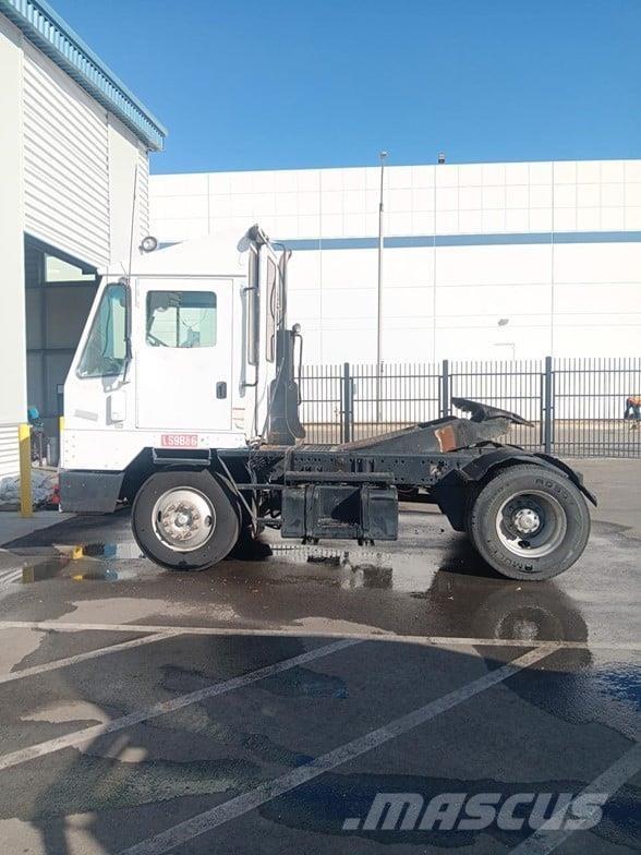 Kalmar OTTAWA 4X2 OFF-ROAD ターミナルトラクター