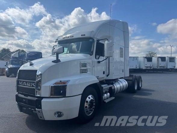 Mack ANTHEM 64T 中古トラクターヘッド | トレーラーヘッド