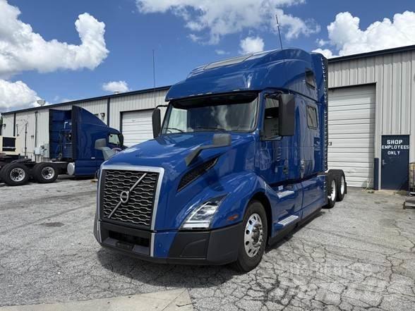 Volvo VNL64T860 中古トラクターヘッド | トレーラーヘッド