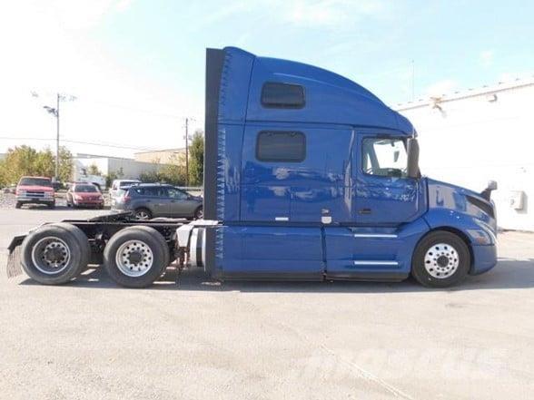 Volvo VNL64T860 中古トラクターヘッド | トレーラーヘッド
