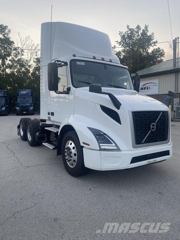 Volvo VNR64T300 中古トラクターヘッド | トレーラーヘッド