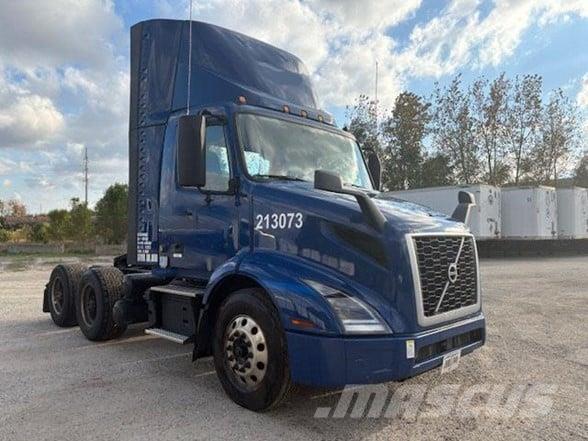 Volvo VNR64T300 中古トラクターヘッド | トレーラーヘッド