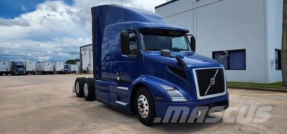 Volvo VNR64T640 中古トラクターヘッド | トレーラーヘッド