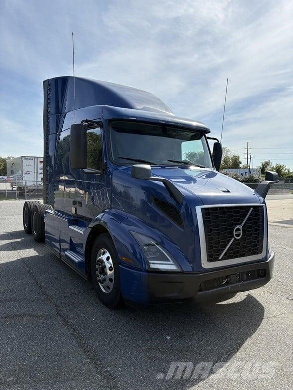 Volvo VNR64T640 中古トラクターヘッド | トレーラーヘッド
