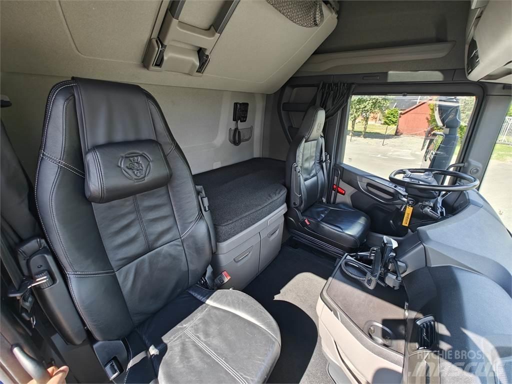 Scania 540S 中古トラクターヘッド | トレーラーヘッド