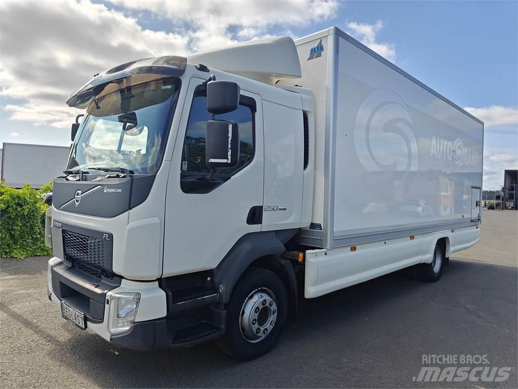 Volvo FL250 ボックスボディー、ウイング、箱車