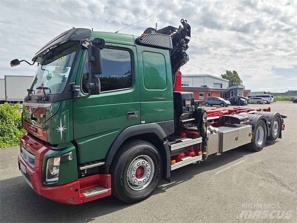 Volvo FMX460 クレーントラック、ユニック車