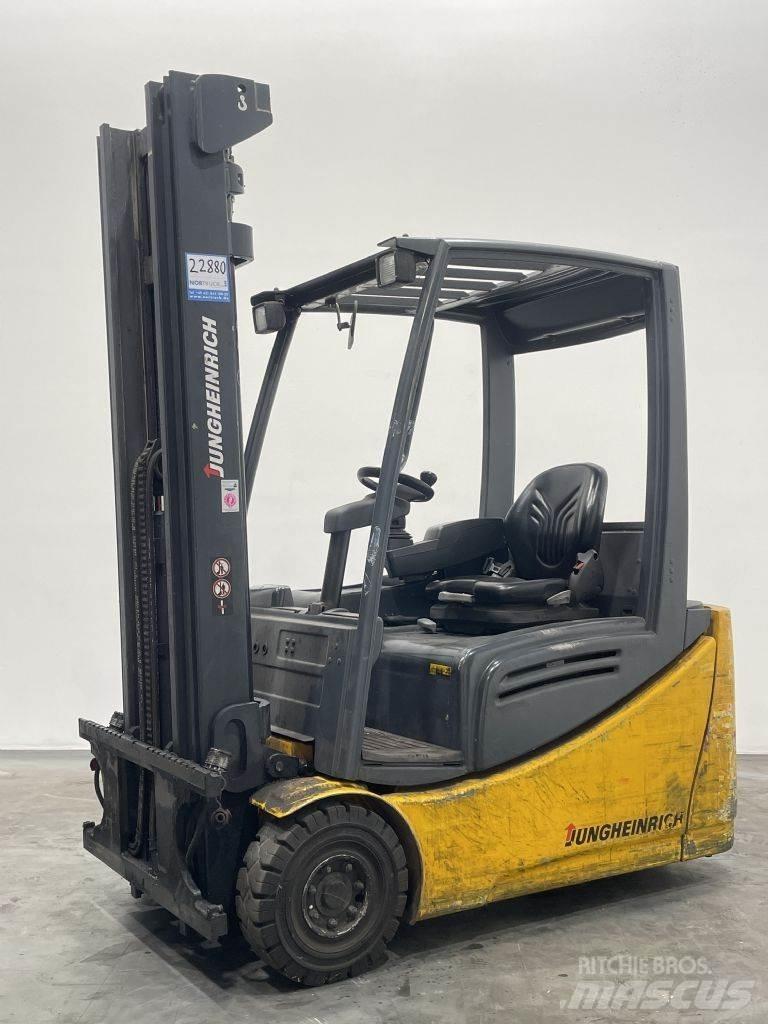 Jungheinrich EFG 216 バッテリーフォークリフト
