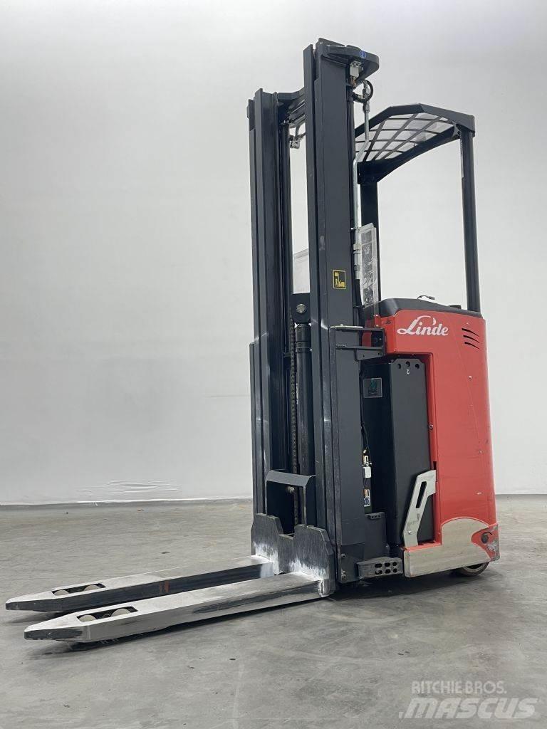 Linde Actil L1350TTYi 自走式スタッカー