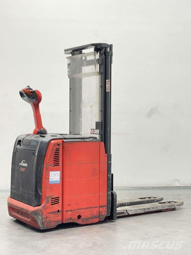 Linde D12-133 ウォーキンフォークリフト
