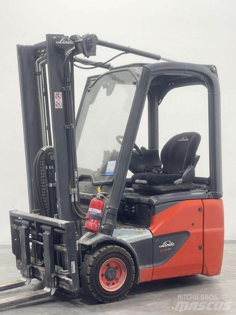 Linde E12-02-386 バッテリーフォークリフト