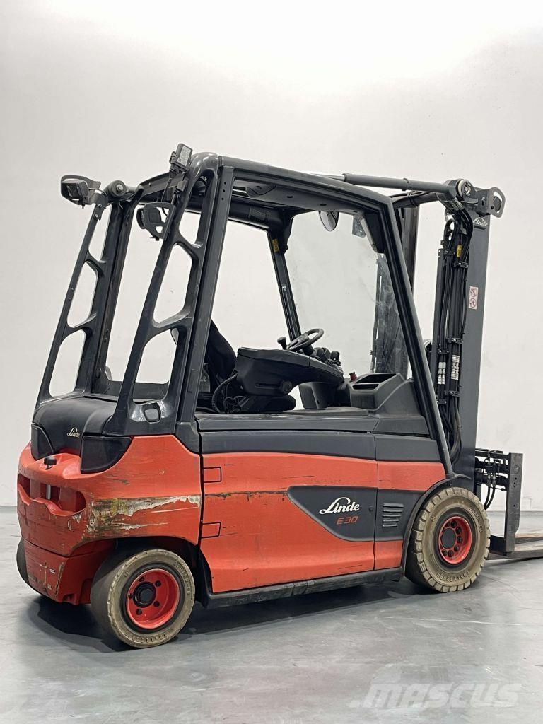 Linde E30L-01-387 バッテリーフォークリフト