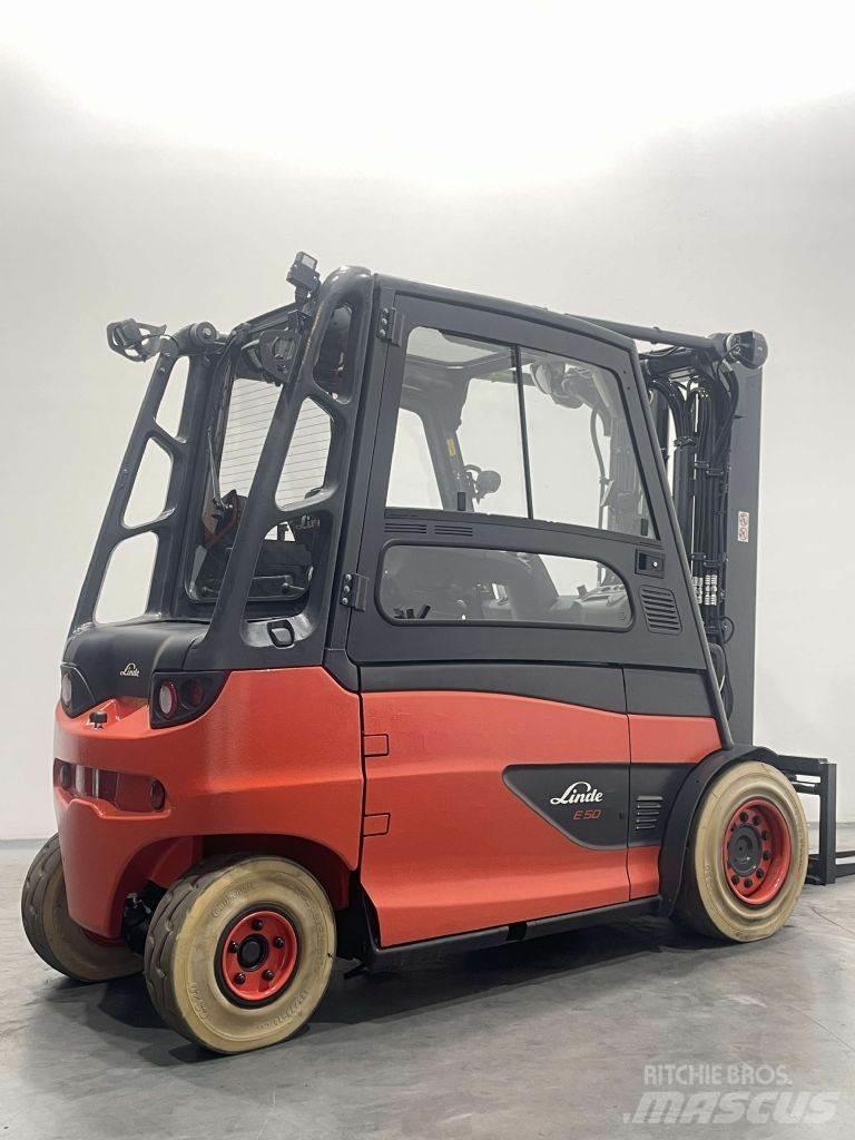 Linde E50HL-01-388 バッテリーフォークリフト
