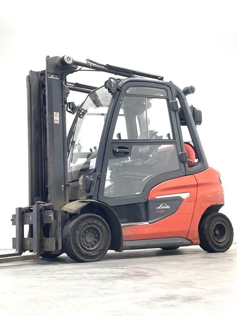 Linde H25T-01 LPGフォークリフト
