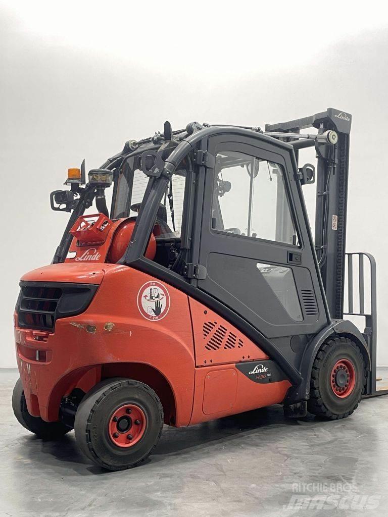Linde H30T-02-393 LPGフォークリフト