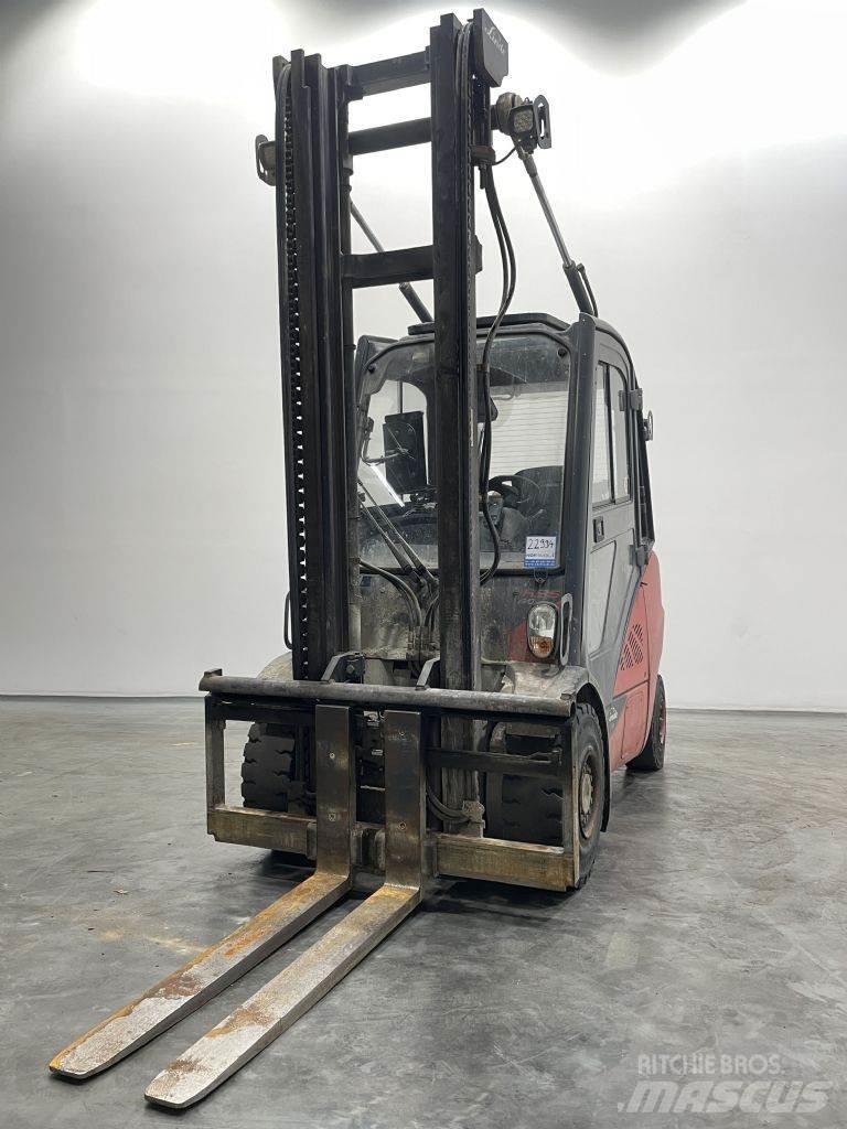 Linde H35T-02-393 LPGフォークリフト
