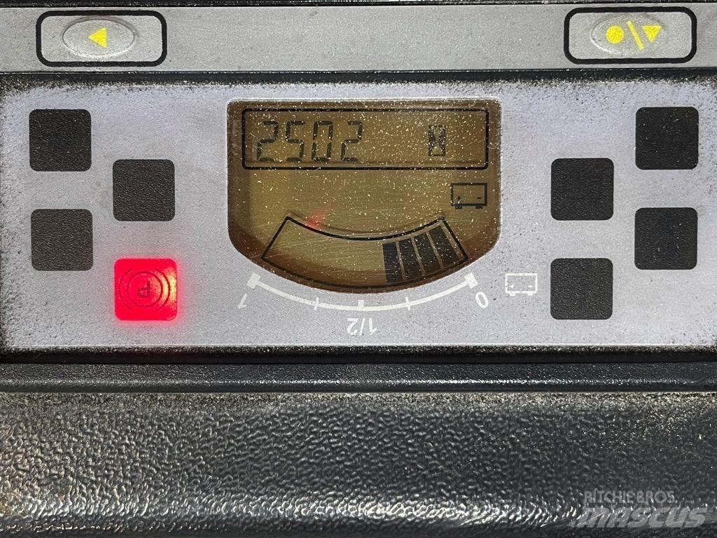  *Sonstige Actil L40 自走式スタッカー
