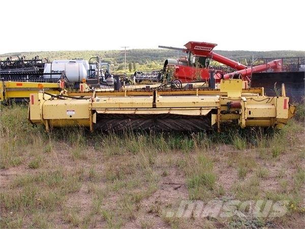 New Holland 2216 モアーコンディショナー