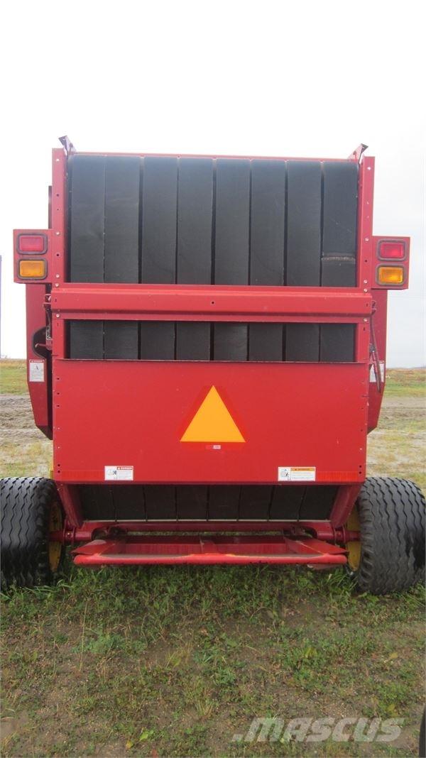 New Holland BR780 ラウンドベーラー