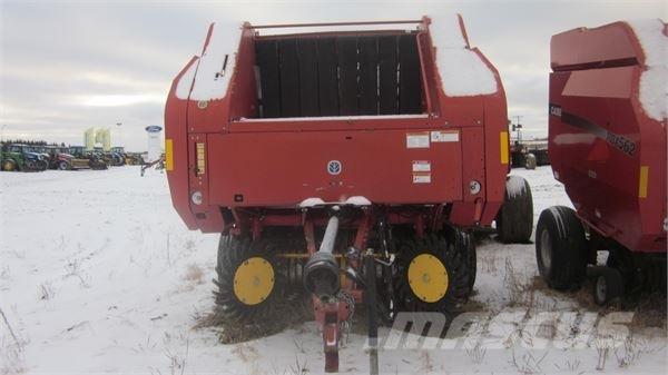 New Holland BR780 ラウンドベーラー