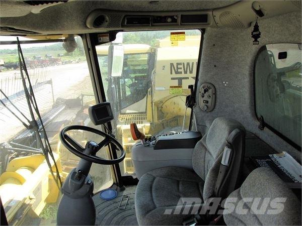 New Holland CX860 コンバイン